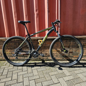 bicicleta oggi hacker hds aro 29"